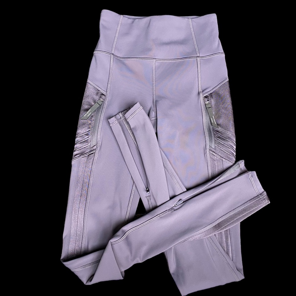 Athleta Allyson Felix sponsored xxs satin trimmed leggings. Lilac/purple.